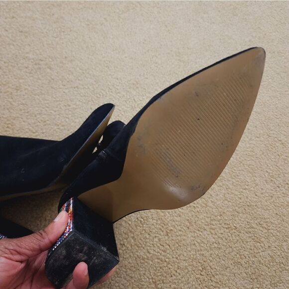 Betsy Johnson - Picture 12 of 15